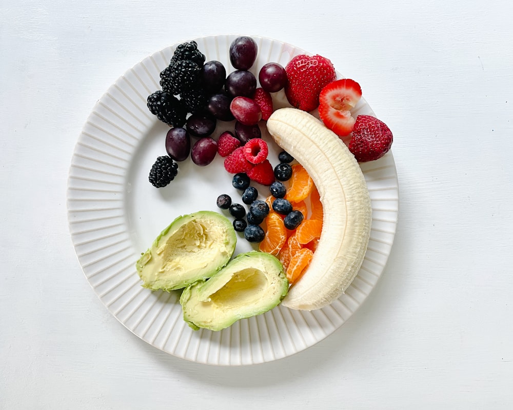 Balanced meal with vegetables, protein, and whole grains